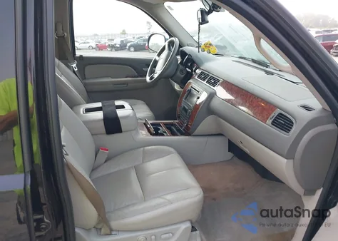 2008 Chevrolet Avalanche Ltz из США, поврежденный, VIN 3GNEC12098G260752